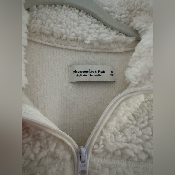 Abercrombie & Fitch Sherpa Half Zip Pullover - Picture 5 of 8
